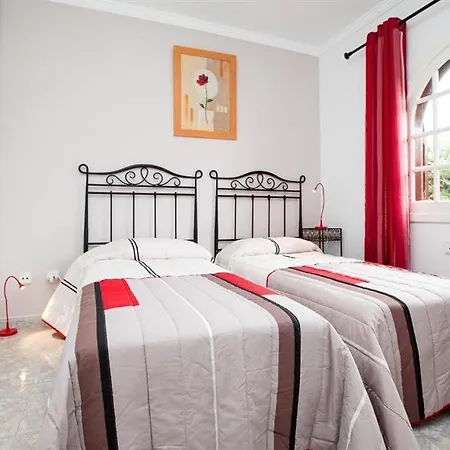 Puerto Del Carmen Sleeps 7 Pool Air Con Wifi Вилла *